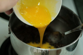 巧克力熔岩蛋糕的做法步骤:3