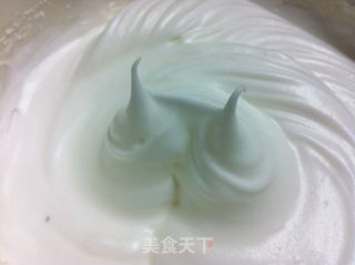 草莓纸杯蛋糕的做法步骤:4