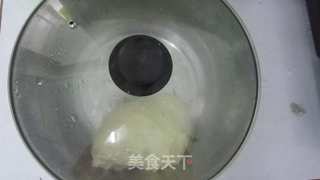 菠萝火腿Pizza的做法步骤：1