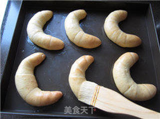 金牛角面包的做法步骤:17