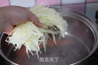 【凉拌土豆丝】——家常简单夏日凉菜的做法步骤:6