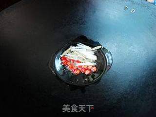 清爽的时令小炒——韭菜炒豆芽的做法步骤：3