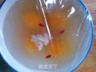 阴米蒸蛋的做法步骤:4