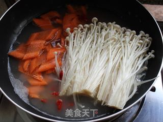 金针千张肉卷儿的做法步骤:6