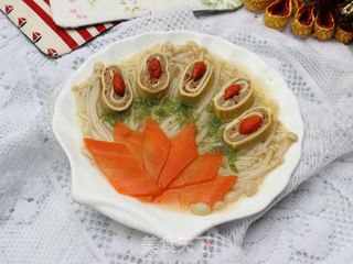 金针千张肉卷儿的做法步骤:7