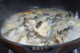 红烧黄骨鱼的做法步骤:7
