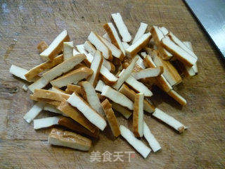 香干拌羊尾笋的做法步骤：4