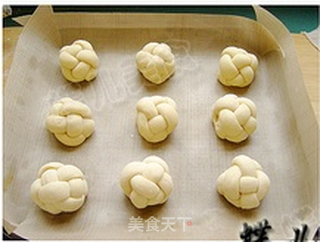 牛奶绣球面包的做法步骤:17