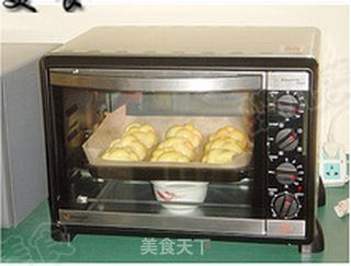 牛奶绣球面包的做法步骤:20