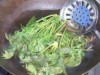 香椿豆腐堡的做法步骤：1