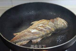 红烧黄花鱼的做法步骤:4