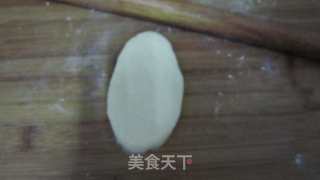经典面包怎么“卷”？黄油卷面包的做法步骤：5
