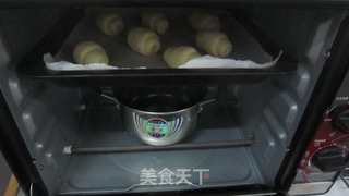 经典面包怎么“卷”？黄油卷面包的做法步骤：10