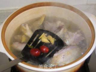 通草炖鸡的做法步骤:7