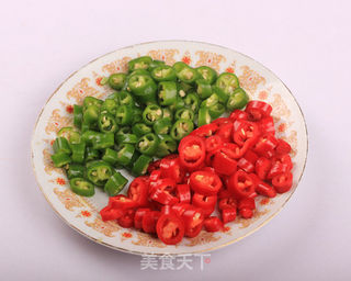 超级米饭杀手----三招教你炒出鲜嫩的小炒牛肉的做法步骤:2