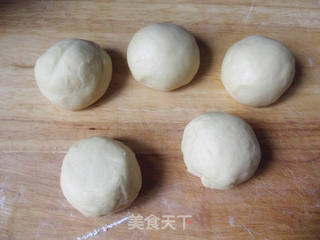 奶香椰蓉面包的做法步骤:6