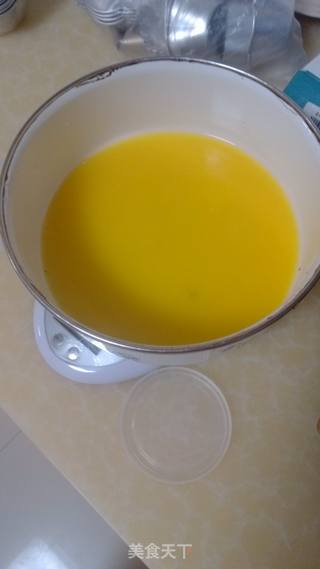 芒果果冻and牛奶蜜豆布丁。的做法步骤:3