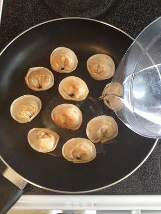 泡菜起司煎饺的做法步骤:8