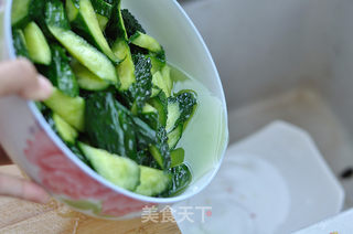麻辣腌黄瓜的做法步骤:7