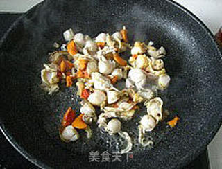 韭菜炒鲜贝的做法步骤:4