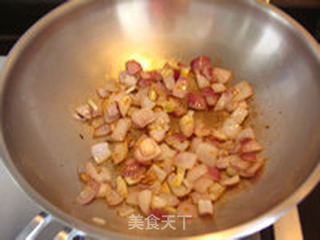 【洋葱胡萝卜浓汤】用剩余萝卜泥打造出美味汤羹的做法步骤:2