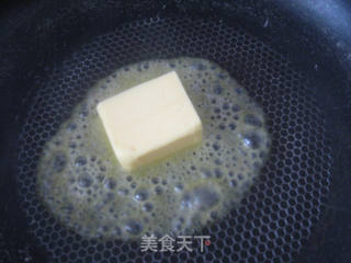 焦糖朗姆酒香蕉的做法步骤:4