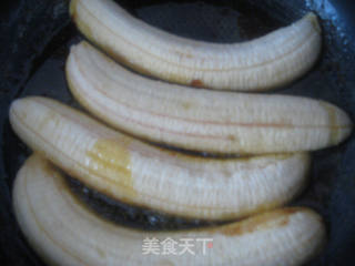 焦糖朗姆酒香蕉的做法步骤:6