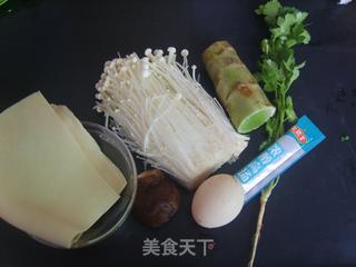 青笋金针菇汤的做法步骤：1
