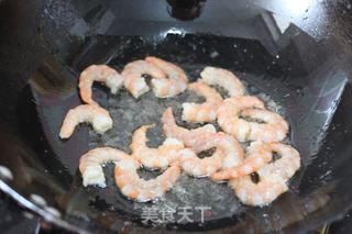 【茄汁虾仁蘑菇意面】的做法步骤：9