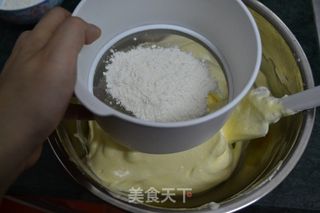 【芒果蓝莓卷】的做法步骤:6