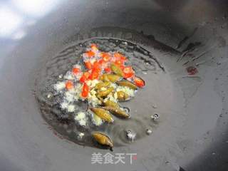 酸豆角炒虾米的做法步骤:5