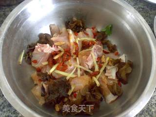云杞蒸鳄鱼肉的做法步骤:6