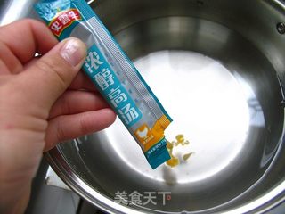 【史云生浓醇高汤试用报告】不一样的美味——高汤凉粉的做法步骤:3
