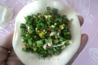 韭菜鸡蛋馅饼的做法步骤:7