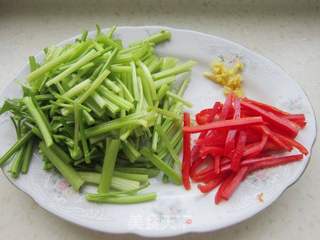 毛芹木耳肉打卤面的做法步骤:4