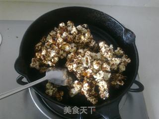 简单微波炉自制焦糖巧克力爆米花的做法步骤:9