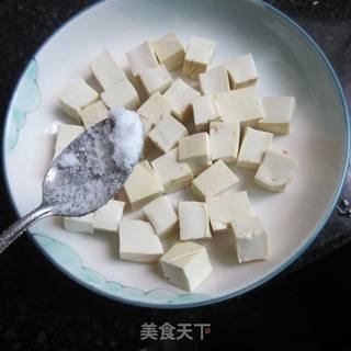 蒜片豆腐丁的做法步骤：3