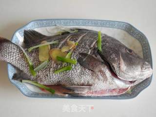 酱烧包公鱼的做法步骤:3