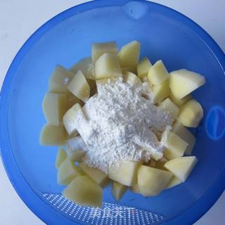 糖醋小土豆的做法步骤:2