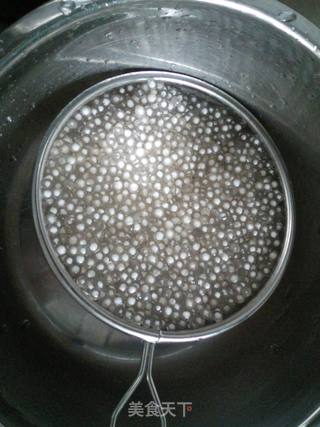 香甜可口的木瓜香蕉西米露的做法步骤:2