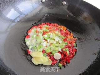 皮馕烧鲤鱼的做法步骤:7