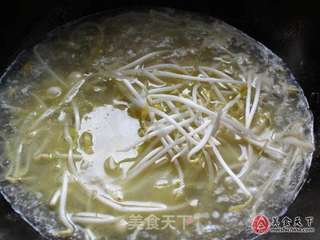 酸汤肥牛的做法步骤:9