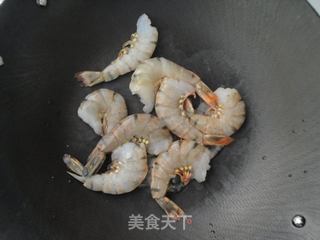 少油烟香煎海虾的做法步骤：1