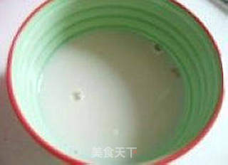 豆浆入菜好健康,把无味变成美味----------▷〖豆浆煲娃娃菜〗◁的做法步骤:2