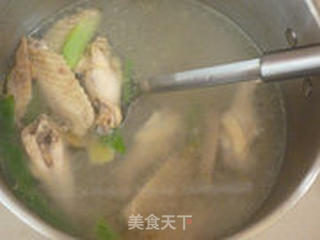 红枣煲鸡翅的做法步骤:6