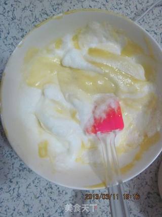 6寸原味戚风蛋糕的做法步骤：6