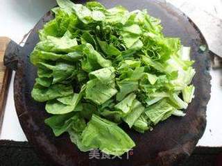 腊肉火腿肠炒白菜的做法步骤:2