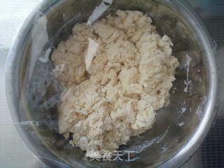 奶香豆沙排包的做法步骤:2