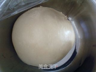 奶香豆沙排包的做法步骤:6
