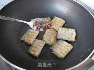 鲜美下饭好滋味:红烧带鱼的做法步骤:6